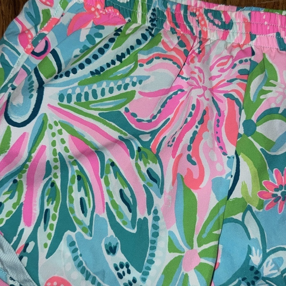 Lilly Pulitzer luxletic ocean Trail short turquoise oasis golden hour XXS NWT - Picture 3 of 8